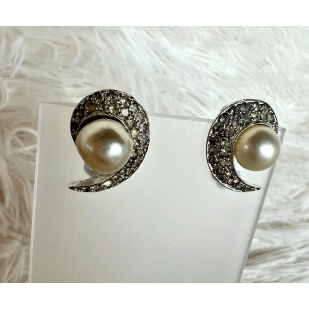 Vintage Jomaz Pearl Rhinestone Crescent Clip Earrings 1940s‎ 1950s Signed Halo